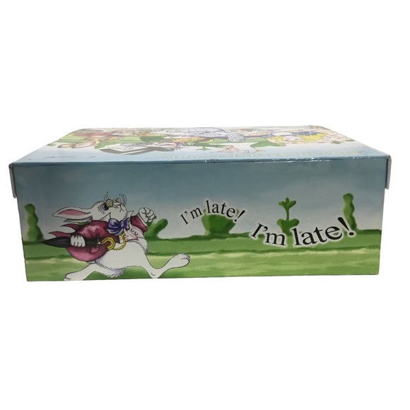 Alice in Wonderland Cafe Box - Picture 3 of 10